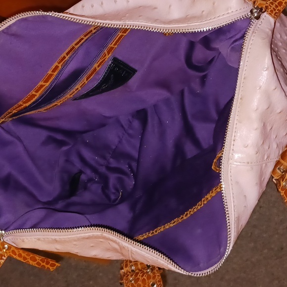 Handbag - Picture 6 of 9